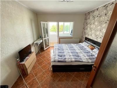 Apartament 2 camere , 62mp, zona Comisia Centrala , etaj 3
