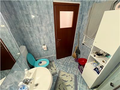 Apartament 2 camere , 62mp, zona Comisia Centrala , etaj 3
