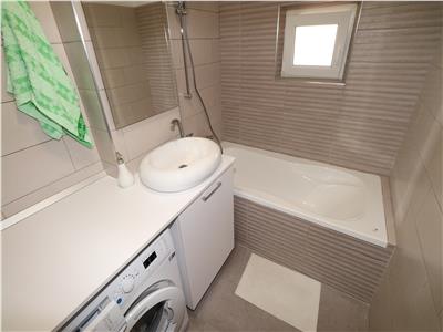 Apartament 3 camere,mobilat+utilat, ULTRACENTRAL, etaj 3