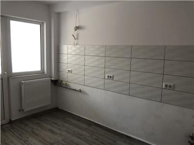 3 camere, de vanzare in Focsani , renovat complet, ultracentral