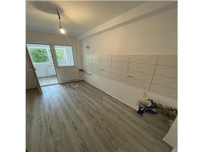 3 camere, de vanzare in Focsani , renovat complet, ultracentral