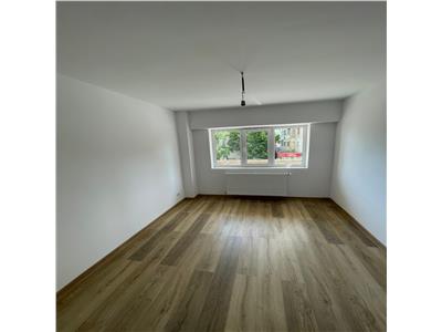 3 camere, de vanzare in Focsani , renovat complet, ultracentral