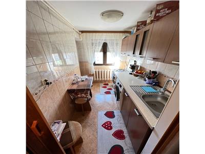 2 camere, zona Sud, etaj 4 , acoperis, CT, izolat, partial mobilat