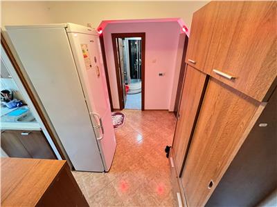 2 camere, zona Sud, etaj 4 , acoperis, CT, izolat, partial mobilat