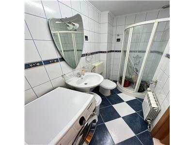 Apartament 3 camere, renovat si mobilat complet, etaj 2