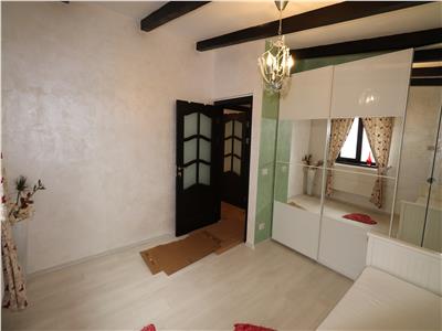 Casa zona Dedeman spre Petresti  Paco  mobilata si utilata