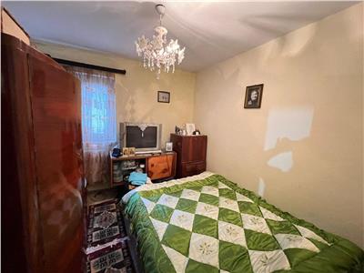 Apartament 3 camere, etaj 1, zona ultracentral  Bld Unirii