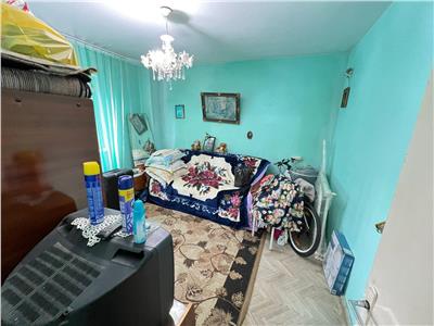 Apartament 3 camere, etaj 1, zona ultracentral  Bld Unirii