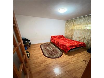 Apartament 2 camere, 60mp, etaj 3/3 cu acoperis, zona 2 Stejari