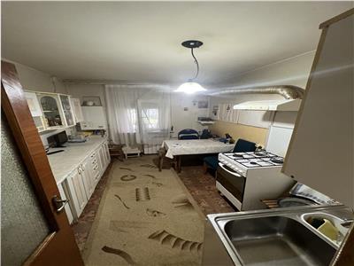 Apartament 2 camere,64 mp, centrala termica,parter, Longinescu