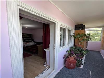 Apartament 3 camere,etaj 2, zona 2 Stejari