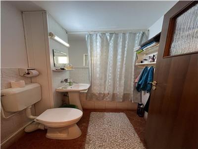 Apartament 3 camere,etaj 2, zona 2 Stejari