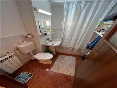 Apartament 3 camere,etaj 2, zona 2 Stejari