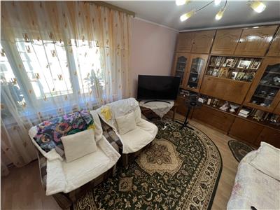 Apartament 3 camere,etaj 2, zona 2 Stejari