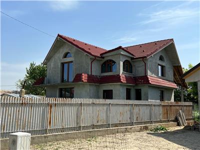 Vila P+M de vanzare in Botarlau comuna Vulturu la gri !