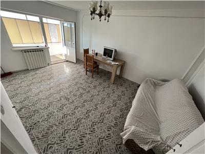 3 camere, Piata Moldovei, Centrala Termica , partial mobilat
