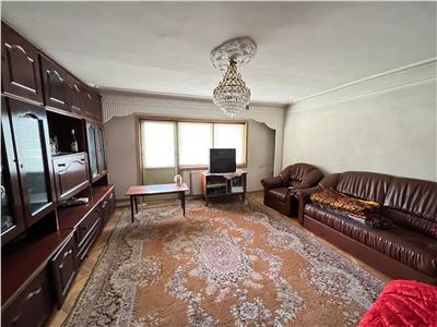 Apartament super spatios 4 camere, zona Aviatori sud etaj 3
