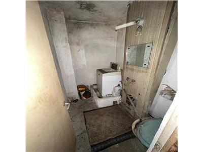 Apartament super spatios 4 camere, zona Aviatori sud etaj 3