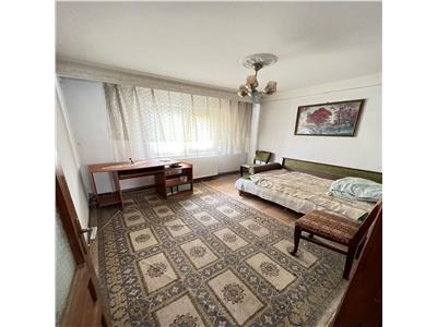 Apartament super spatios 4 camere, zona Aviatori sud etaj 3