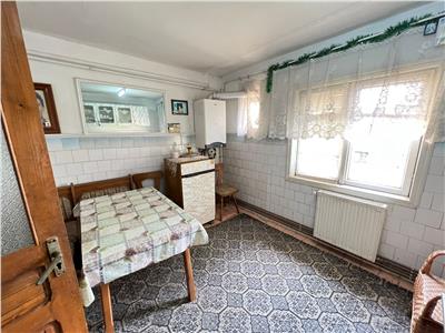 Apartament super spatios 4 camere, zona Aviatori sud etaj 3