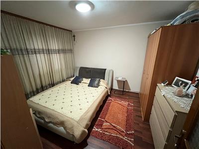 Apartament 2 camere, etaj 3 cu acoperis zona Kaufland