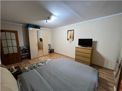 Apartament 2 camere, etaj 3 cu acoperis zona Kaufland