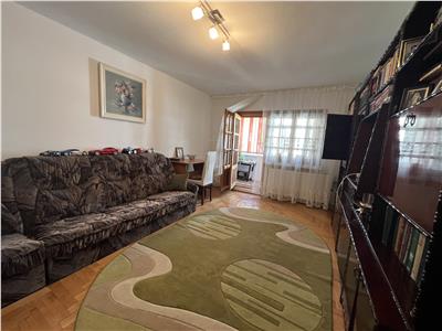 Apartament 3 camere,mobilat,Centrala+AC, etaj 3, zona Restaurant Urban