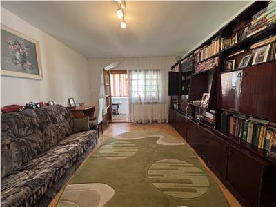 Apartament 3 camere,mobilat,Centrala+AC, etaj 3, zona Restaurant Urban