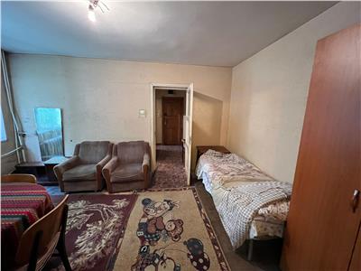 Apartament 2 camere, parter, 46mp, zona Garii, necesita renovare