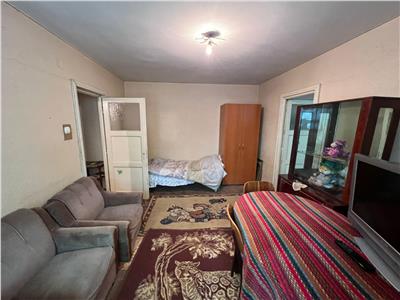 Apartament 2 camere, parter, 46mp, zona Garii, necesita renovare