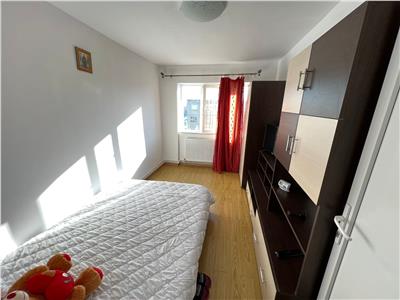 Apartament 2 zona Comisariat  Sala Polivalenta etaj 10 renovat