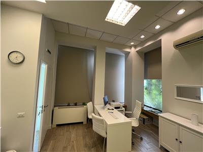 Spatiu Comercial Ultracentral TeatruTribunal P uniri