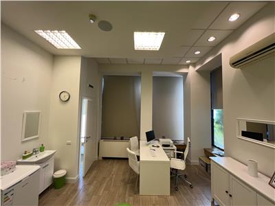 Spatiu Comercial Ultracentral TeatruTribunal P uniri