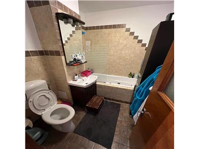 Apartament 3 camere, etaj 2, zona Zimbru , 1 loc de parcare