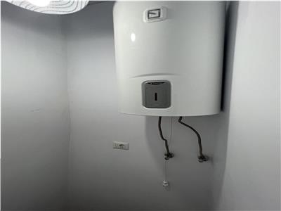 Spatiu Comercial stradal,50 mp, zona Sala Polivalenta