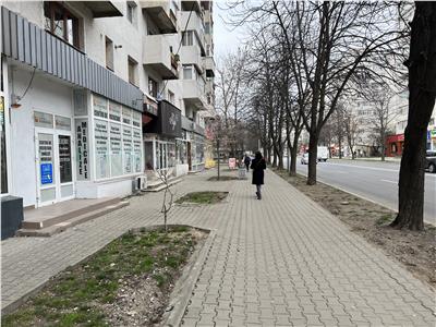 Spatiu Comercial stradal,50 mp, zona Sala Polivalenta