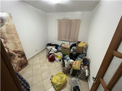 Spatiu Comercial 90 mp /300 euro+ caldura inclusa