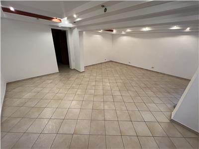 Spatiu Comercial 90 mp /300 euro+ caldura inclusa