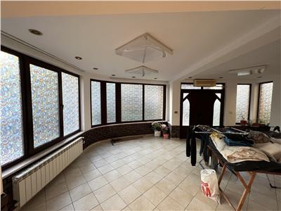 Spatiu Comercial 90 mp /300 euro+ caldura inclusa
