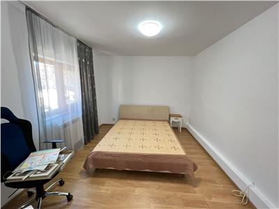 Apartament 3 camere , parter, mobilat partial, CT, AC, izolat