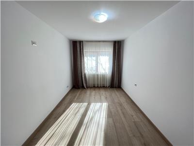 Apartament 3 camere , parter, mobilat partial, CT, AC, izolat