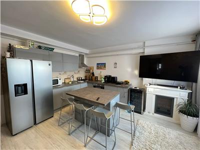 Apartament 3 camere, bloc 2016, etaj 6 cu lift, boxa 14mp