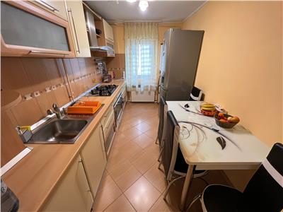 3 camere, etaj 1, 74mp, zona Longinescu , renovat si mobilat
