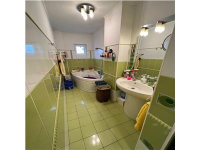 3 camere, etaj 1, 74mp, zona Longinescu , renovat si mobilat