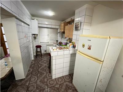 Apartament 2 camere, parter, str Barsei , zona Lidl  Gara