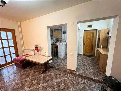 Apartament 2 camere, parter, str Barsei , zona Lidl  Gara
