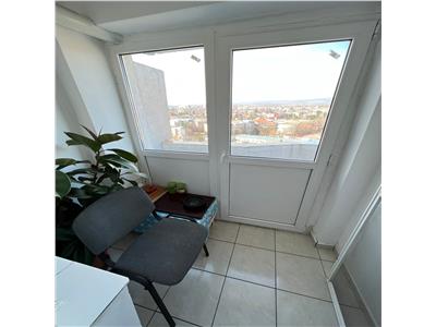 Apartament 3 camere, ultracentral , etaj 10 , lift nou !