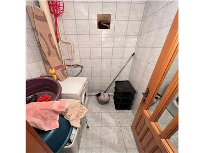 Apartament 3 camere, 2 balcoane, etaj 4/6 , ultracentral