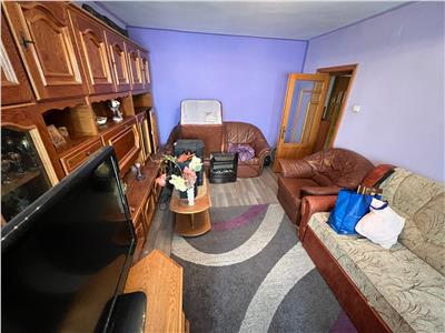 Apartament 3 camere, 2 balcoane, etaj 4/6 , ultracentral