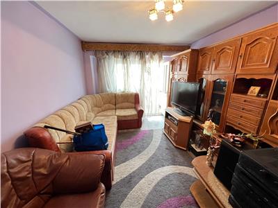 Apartament 3 camere, 2 balcoane, etaj 4/6 , ultracentral